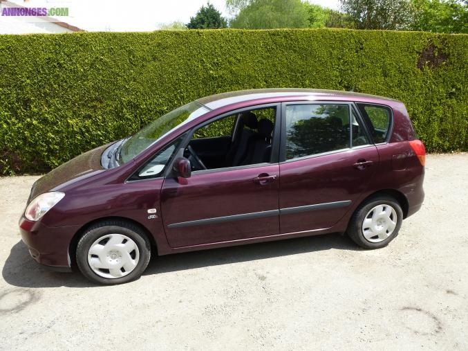 Toyota Corolla Verso 90cv D4D finition Terra