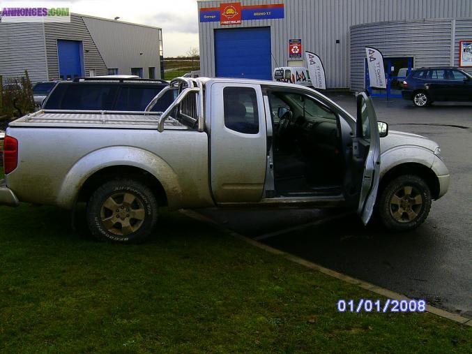 NAVARA KING CAB 2L5 DCI LE