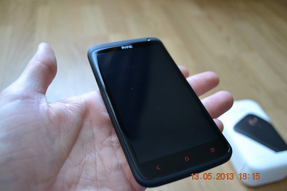 HTC ONE X