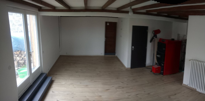 JOLIE MAISON DE BOURG AVEC TERRAIN