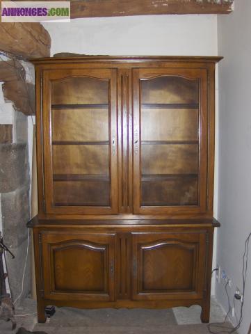 Bibliothèque ou vaiselier