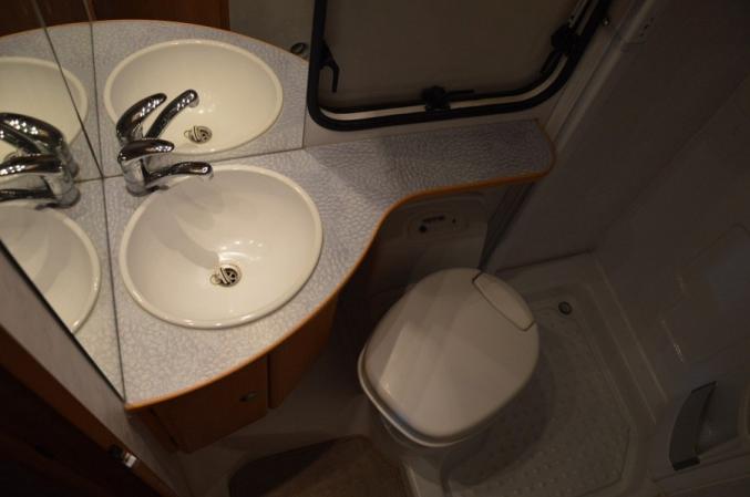 Camping Car Challenger 101 2003