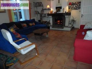 Grande maison rénovée. Belle localisation.