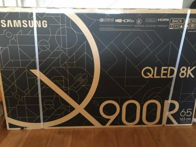 Samsung 65Q900R 65-Inch qled 8K series uhdtv