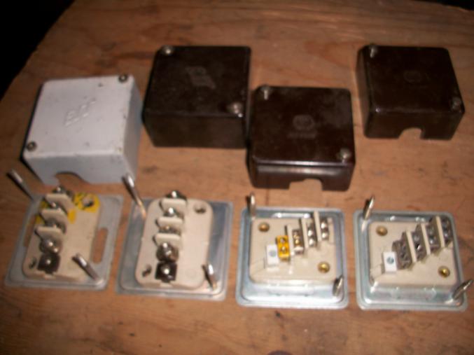 Boites de derivation anciennes