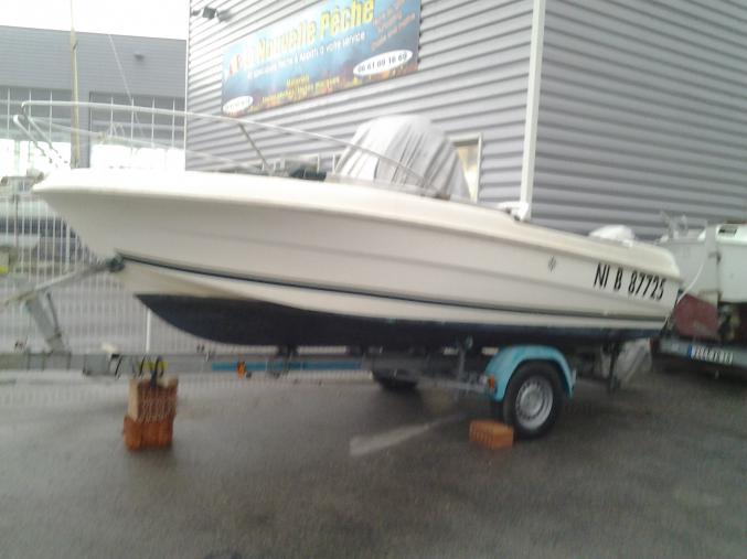 Bateau peche promenade