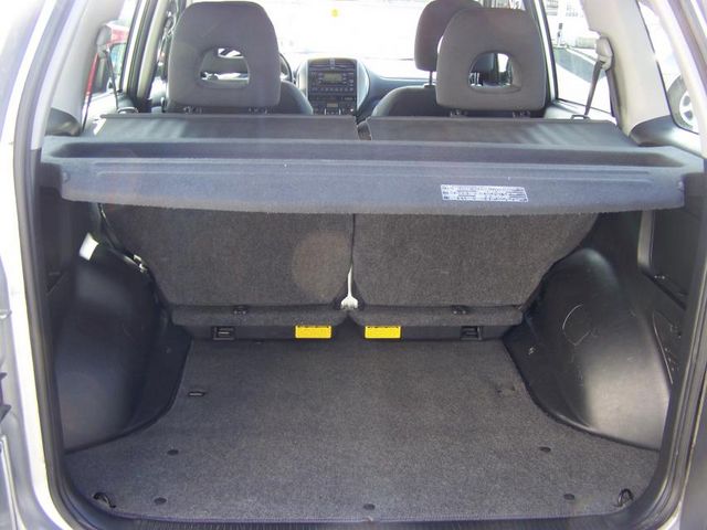   Toyota RAV4 115 D-4D GX, 4x4 - SUV, Diesel,2003,Occasion