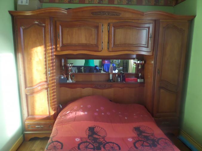 DONNE MAGNIFIQUE ENSEMBLE MEUBLE + LIT