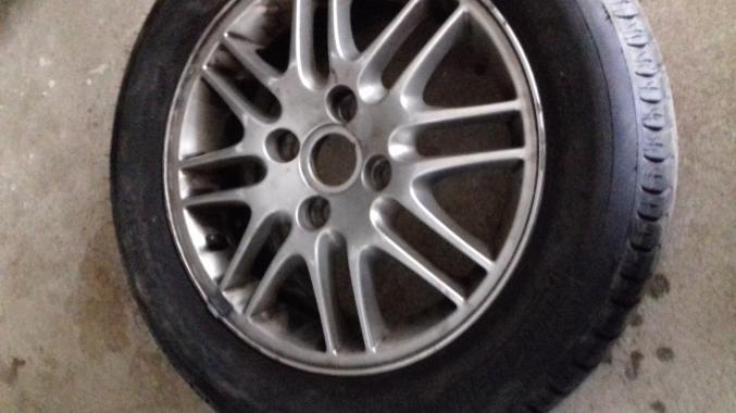 A vendre roue de secours