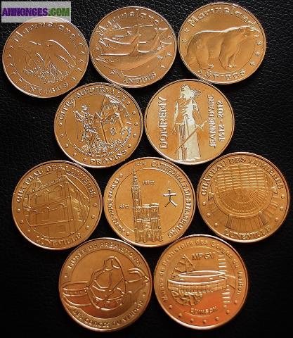Lot de 10 médailles touristiques de la Monnaie de Paris