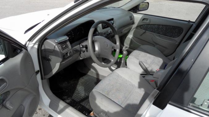 Toyota corolla diesel blanc