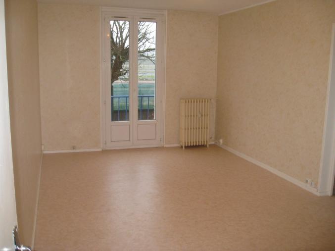 BEAU F2,40m2,très clair,sans vis à vis,résidence, calme,parking,cave,ensoleillé,,