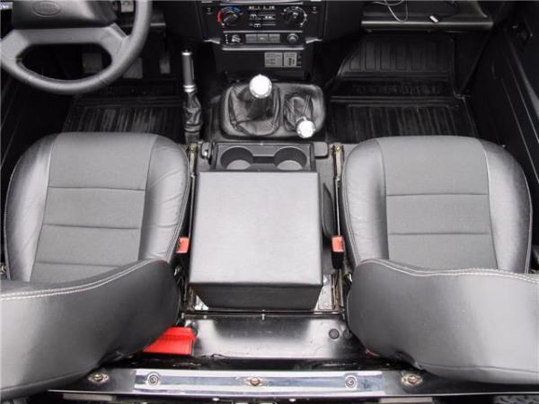 Land Rover Defender 90 SOFT