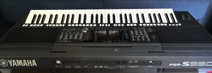 Vends Yamaha PSR S950