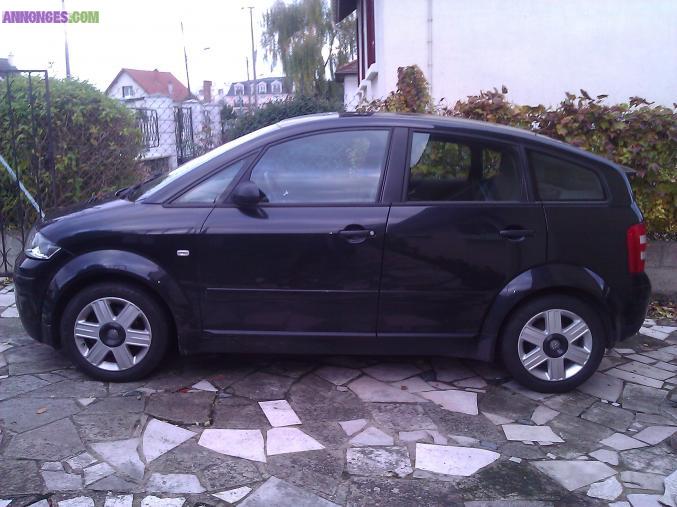 AUDI A2 1.4L i 75 CHEVAUX MODELE PACK