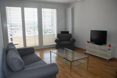 Magnifique appartement 3 pièces, situé au 1er étage