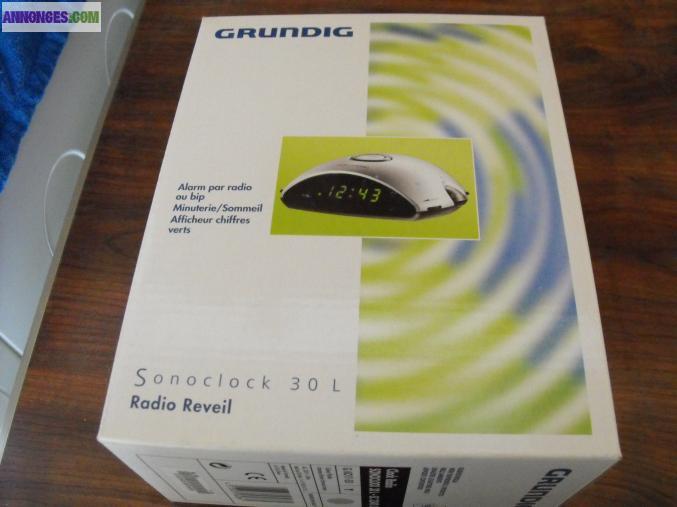 RADIO REVEIL GRUNDIG