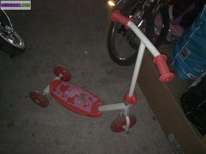 Trotinette hello kitty