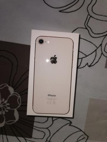 IPHONE 8 64GO OR