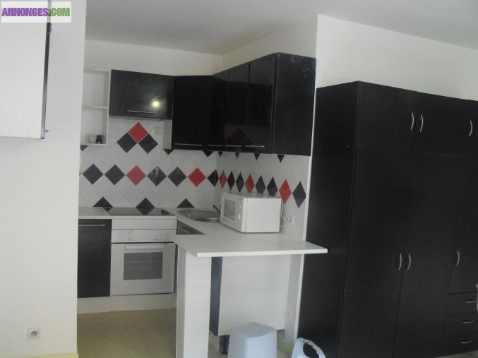 Studio a louer(meuble)