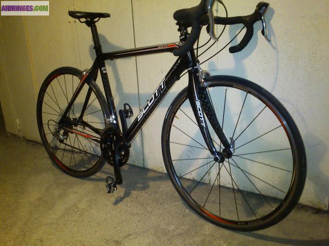 VELO ROUTE SCOTT CR1 PRO