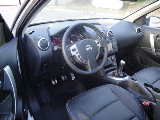 Superbe Nissan Qashqai de couleur blanche , 91000km au  compteur