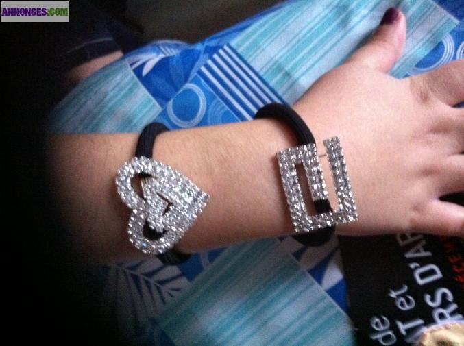 Bracelet fantaisie à strass