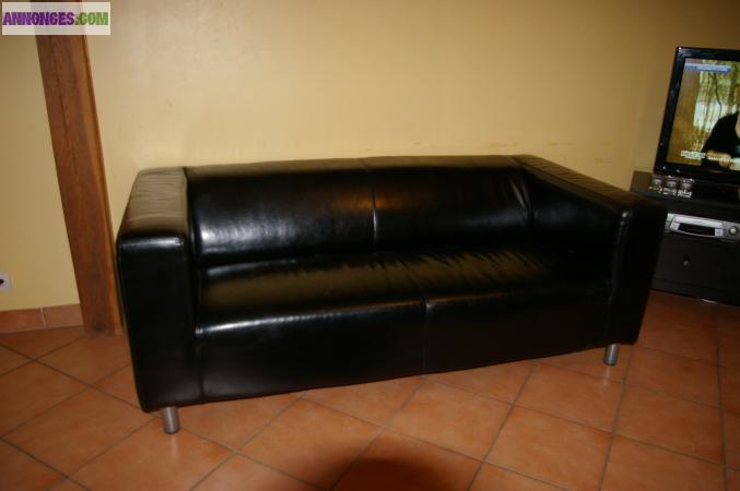 2 canapés KIPPLAN cuir noir IKEA