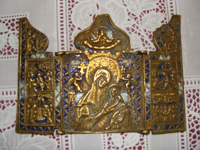 Triptyque religieux en bronze