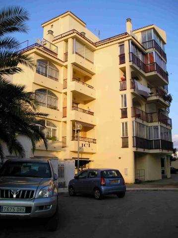 ROSES/Rosas COSTA BRAVA 150 mètres de la plage