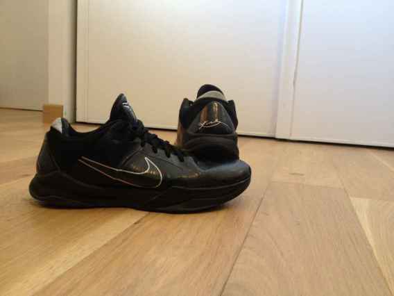 Nike zoom kobe v 42