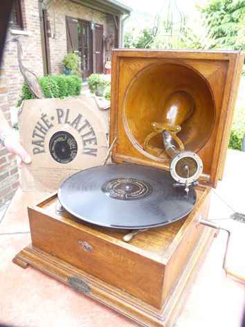 Super gramophone année 1900 "raymond bomal houdeng-aimeries