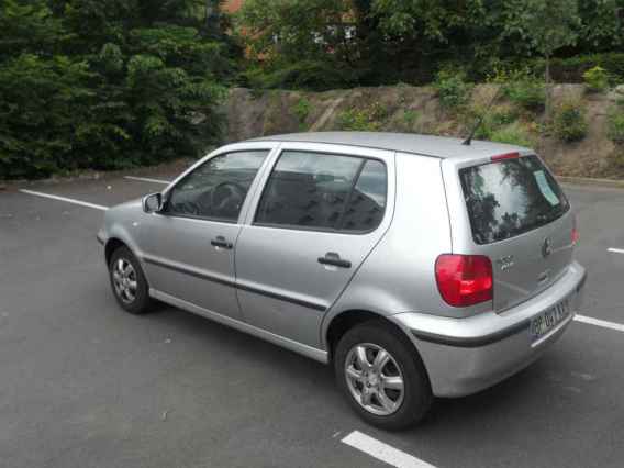 Urgent !!! polo 1.4l 2001 104,000km 2600 euros