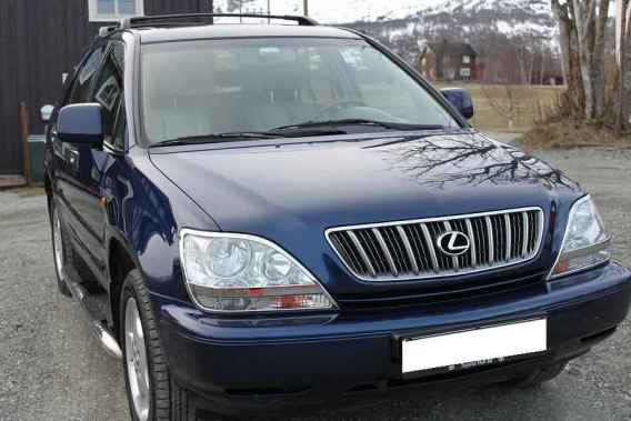 Lexus rx300 très belle