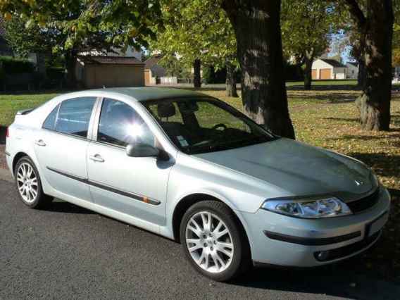 Renault laguna ii 2.2dci 9cv 5p