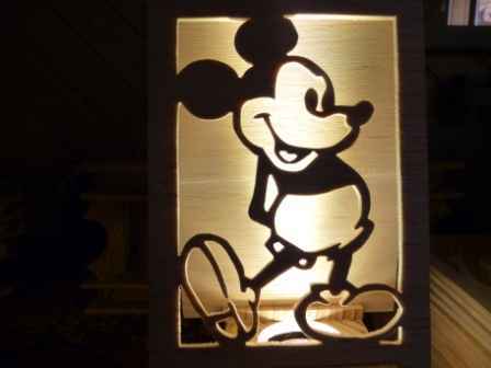 Lampe disney mickey en chantourné