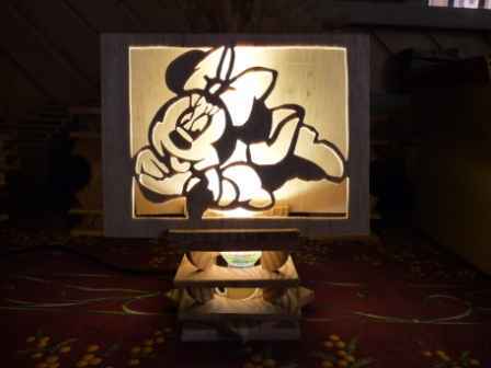 Lampe disney minnie mouse en chantourné