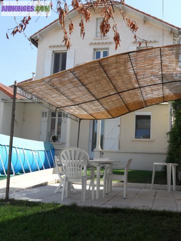 Marseille La Valbarelle. Villa de "type 6" 110m²