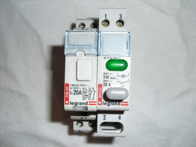 Contacteur 2 x 20 Amp 