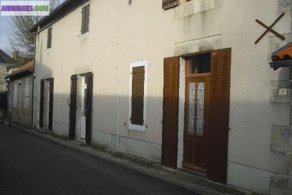 Maison dans bourg