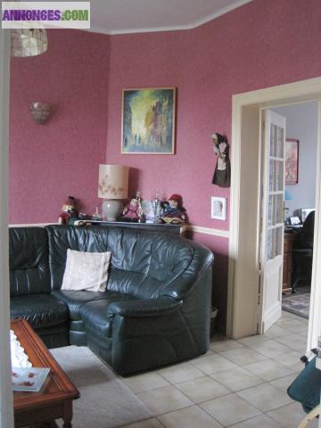 Belle maison ancienne 7 pièces à Saint-Michel 02830