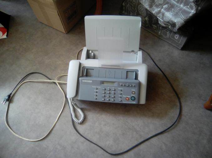 Téléphone faxe