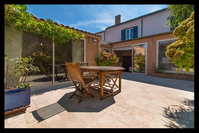 Maison en pierres 5 chambres, centre-bourg