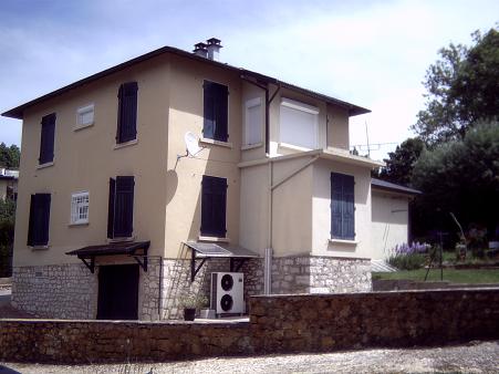 à 1 heure 15 minutes de ANNEMASSE GRANDE VILLA