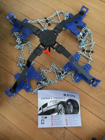 Chaines à neige RUD CENTRAX S896 n'ayant jamais servies