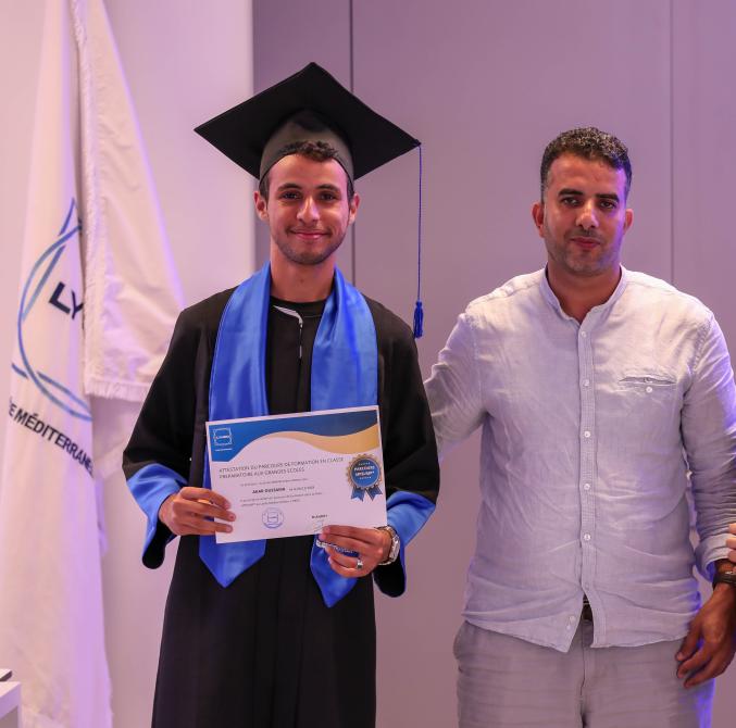 Un polytechnicien qui offre des cours particuliers en maths lycée et prépa à Paris