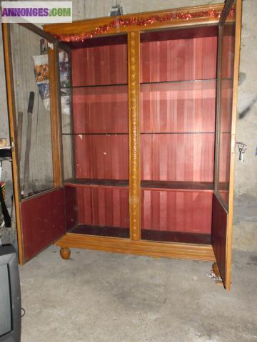 Meuble vitrine