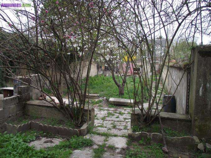 Particulier vend maison ancienne à rénover