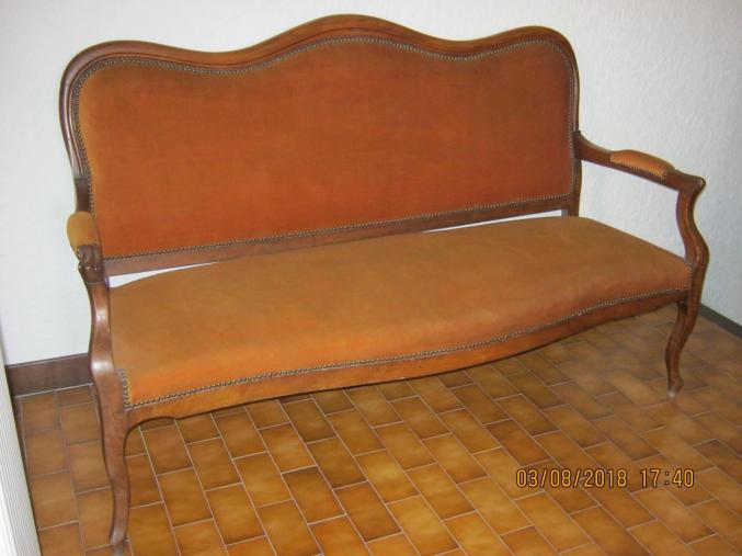 1 canapé provencal