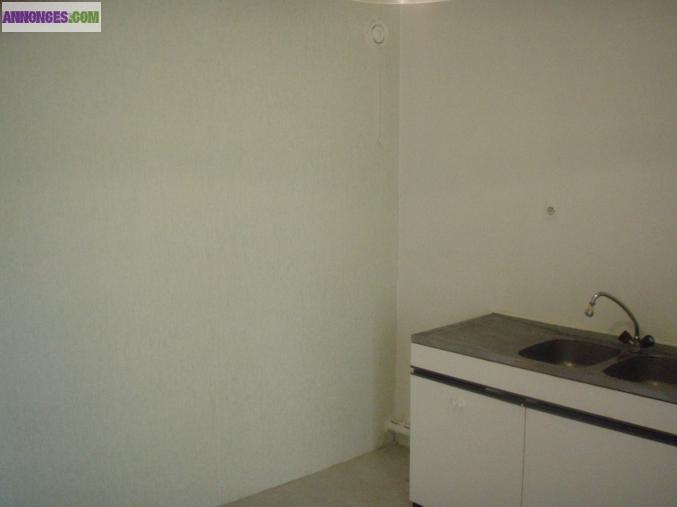 T2 74 m2 inclus faible charge+18 m2 de balcon